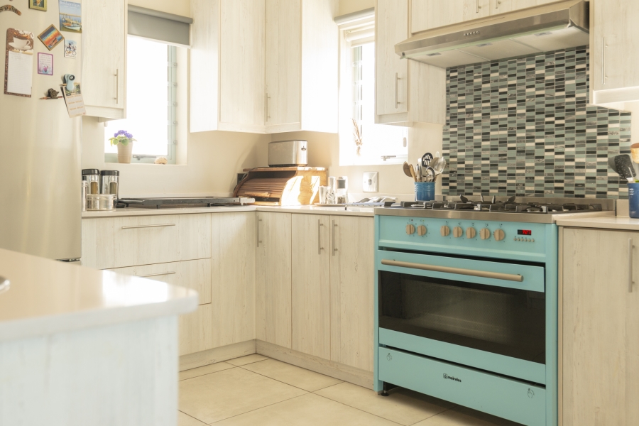 3 Bedroom Property for Sale in Blue Lagoon Western Cape